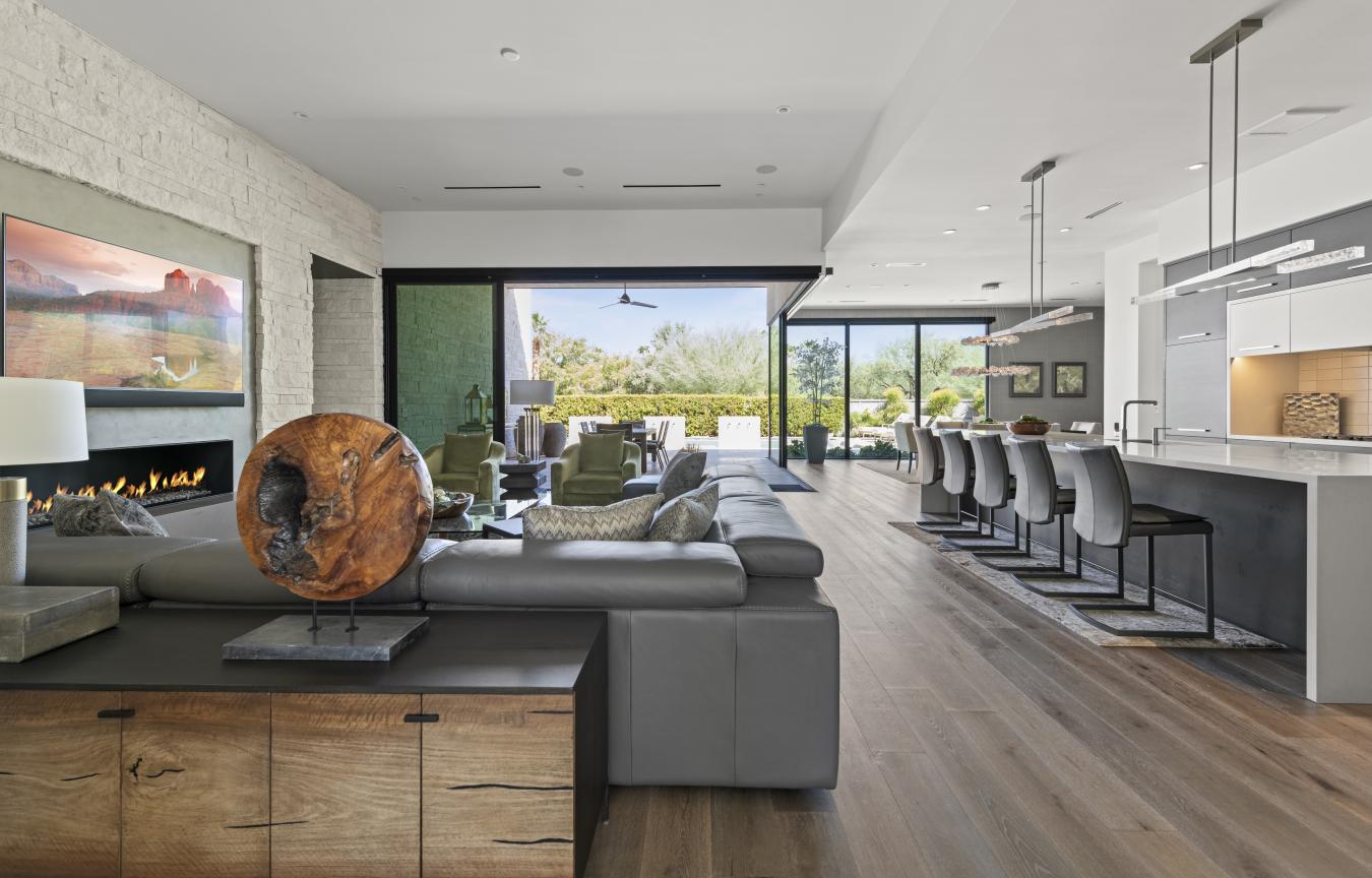 Paradise Valley, Arizona, 85253, United States, 4 Bedrooms Bedrooms, ,4 BathroomsBathrooms,Residential,For Sale,1992785