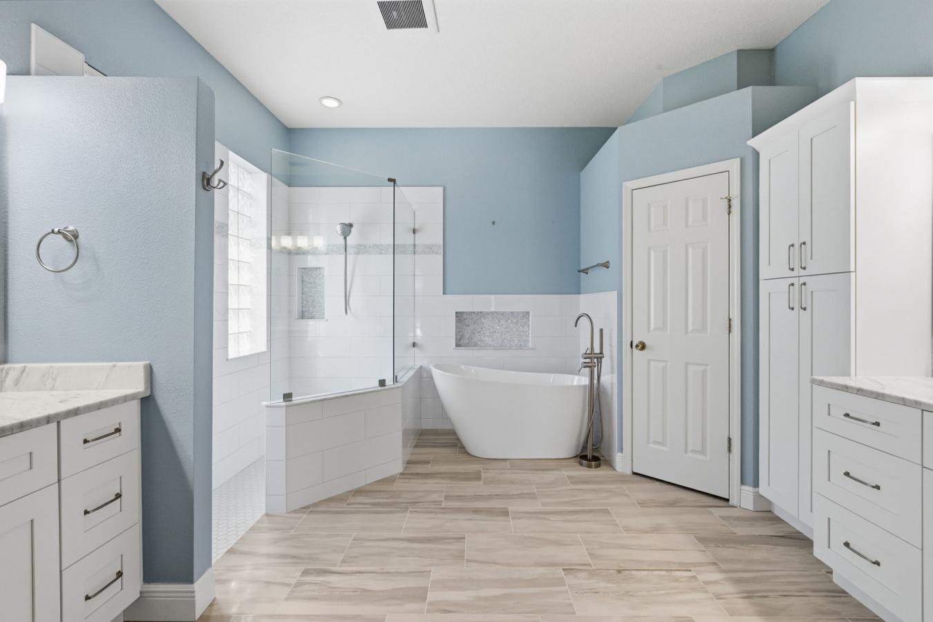 LUTZ, Hillsborough, 33558, United States, 4 Bedrooms Bedrooms, ,3 BathroomsBathrooms,Residential,For Sale,1992610