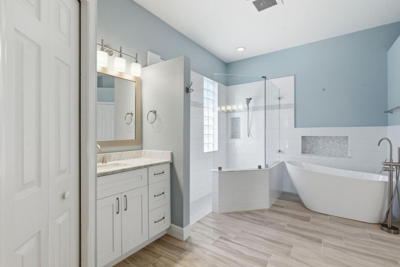 LUTZ, Hillsborough, 33558, United States, 4 Bedrooms Bedrooms, ,3 BathroomsBathrooms,Residential,For Sale,1992610