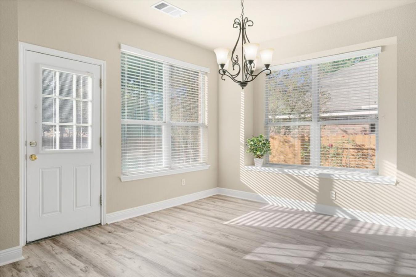 Cedar Park, Travis, 78613, United States, 5 Bedrooms Bedrooms, ,4 BathroomsBathrooms,Residential,For Sale,1992609