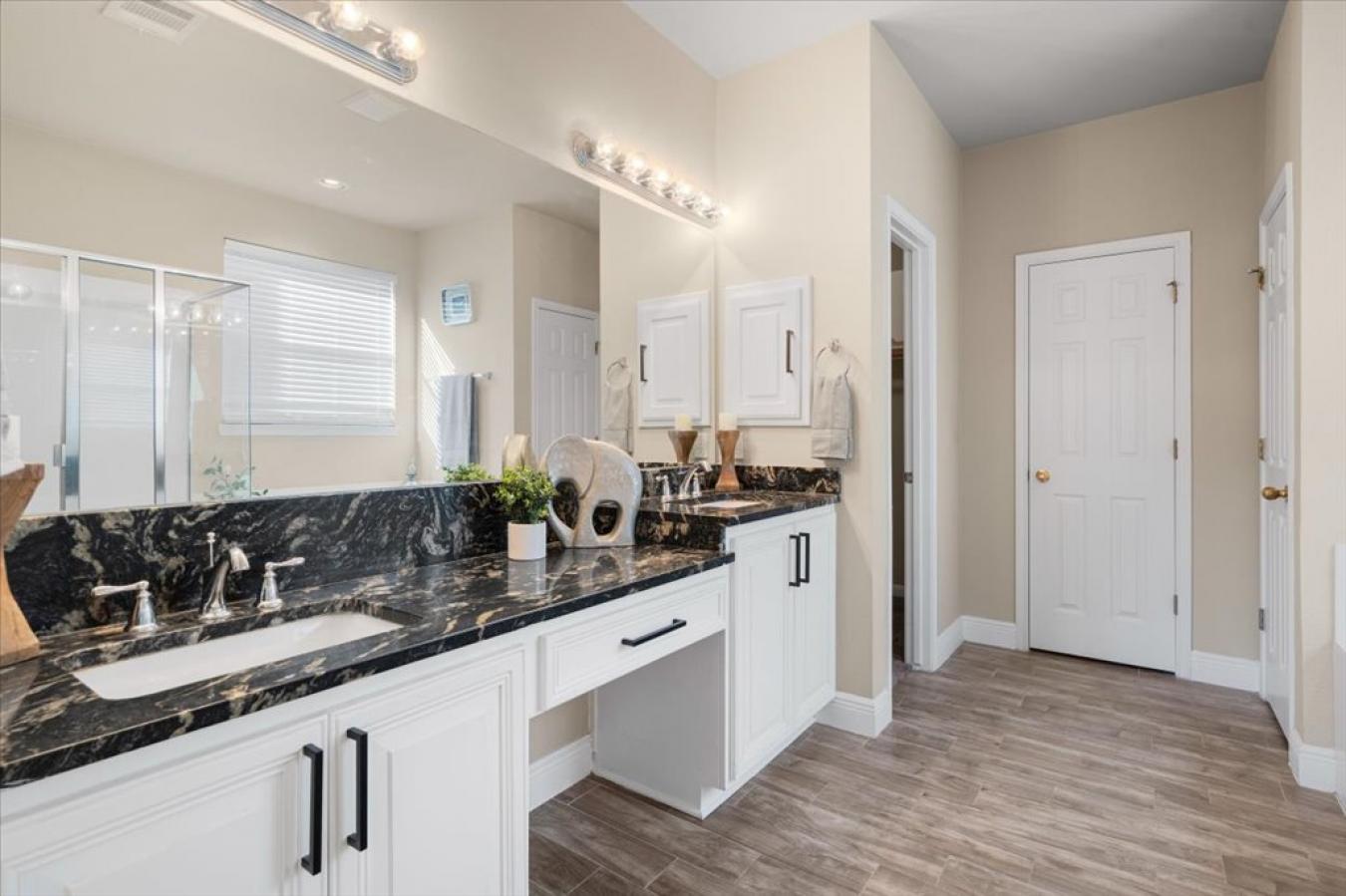 Cedar Park, Travis, 78613, United States, 5 Bedrooms Bedrooms, ,4 BathroomsBathrooms,Residential,For Sale,1992609