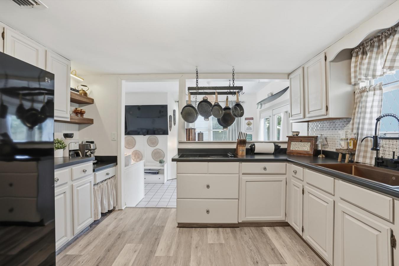 St. Augustine, Florida, 32080, United States, 2 Bedrooms Bedrooms, ,2 BathroomsBathrooms,Residential,For Sale,1992606