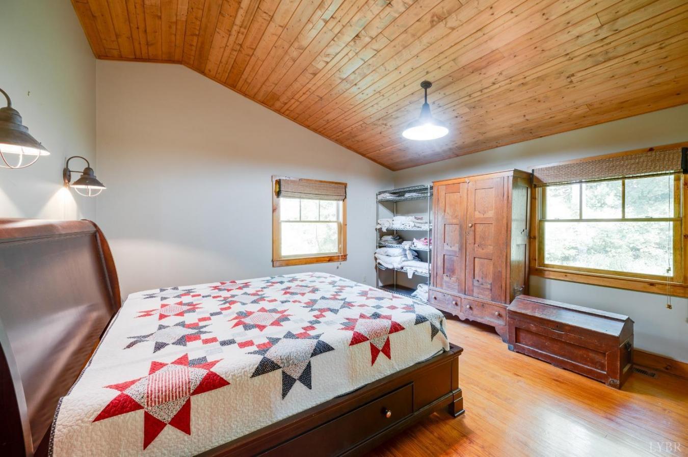 Monroe, Amherst, 24574, United States, 4 Bedrooms Bedrooms, ,3 BathroomsBathrooms,Residential,For Sale,1992602