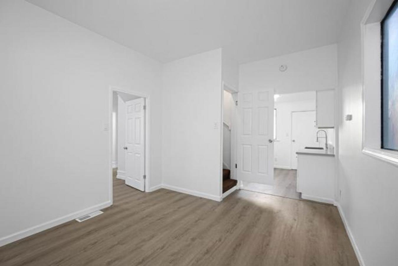 San Francisco, San Francisco, 94112, United States, 2 Bedrooms Bedrooms, ,2 BathroomsBathrooms,Residential,For Sale,1992603