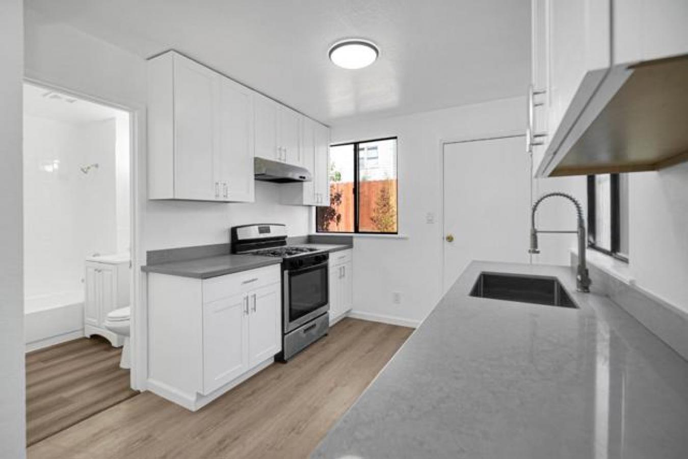 San Francisco, San Francisco, 94112, United States, 2 Bedrooms Bedrooms, ,2 BathroomsBathrooms,Residential,For Sale,1992603