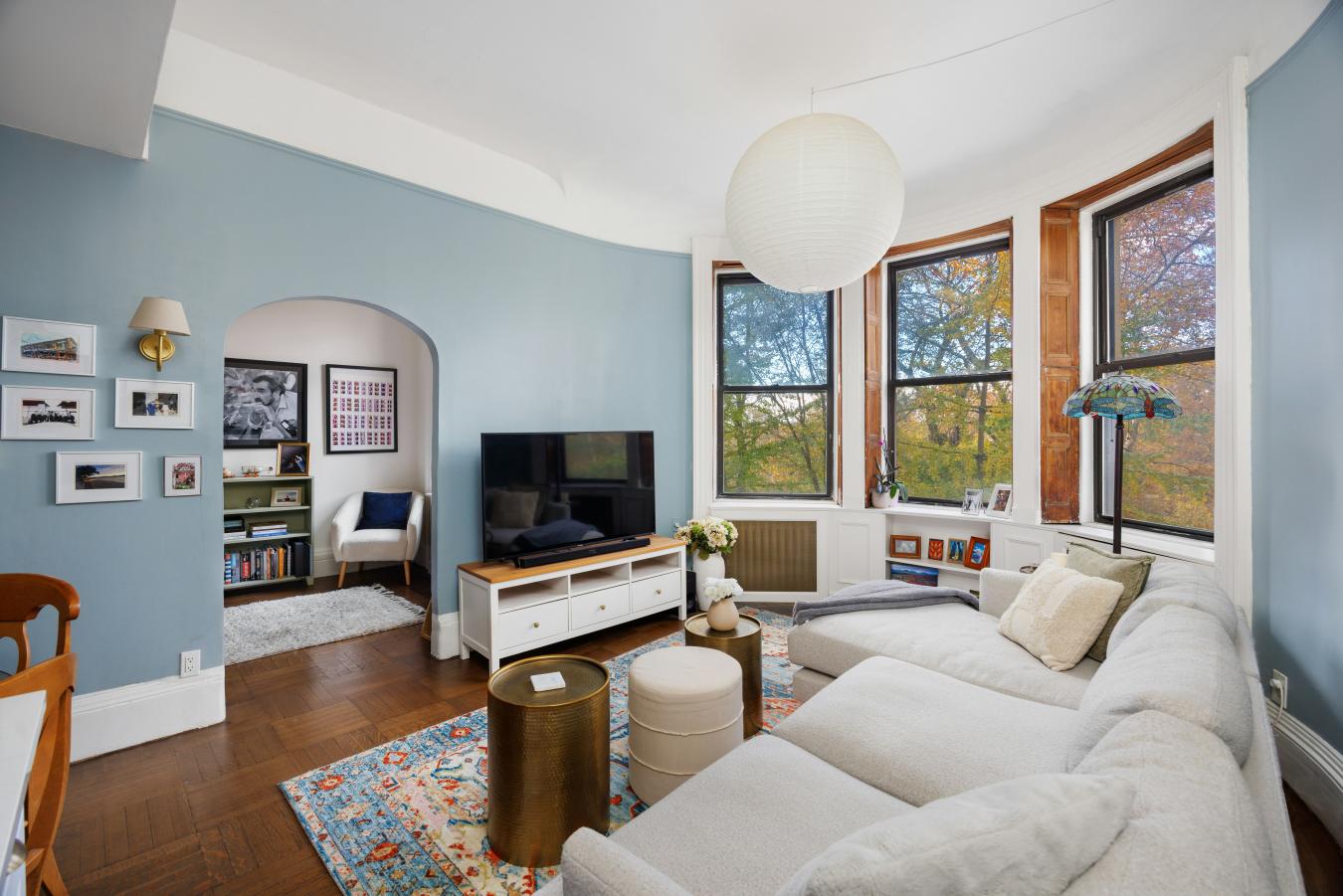 New York, New York, 10025, United States, 2 Bedrooms Bedrooms, ,2 BathroomsBathrooms,Residential,For Sale,1994308