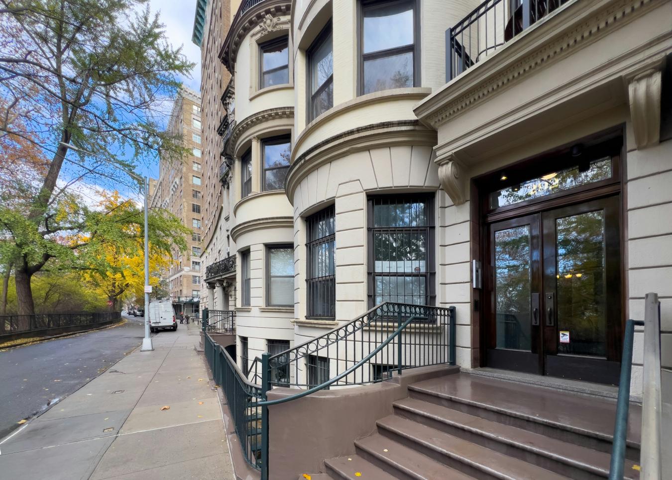 New York, New York, 10025, United States, 2 Bedrooms Bedrooms, ,2 BathroomsBathrooms,Residential,For Sale,1994308