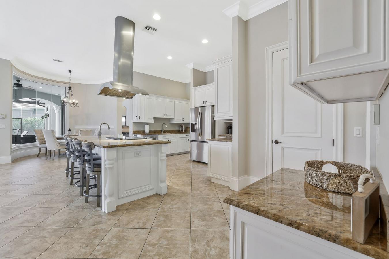 Marco Island, Florida, 34145, United States, 5 Bedrooms Bedrooms, ,6 BathroomsBathrooms,Residential,For Sale,1992777