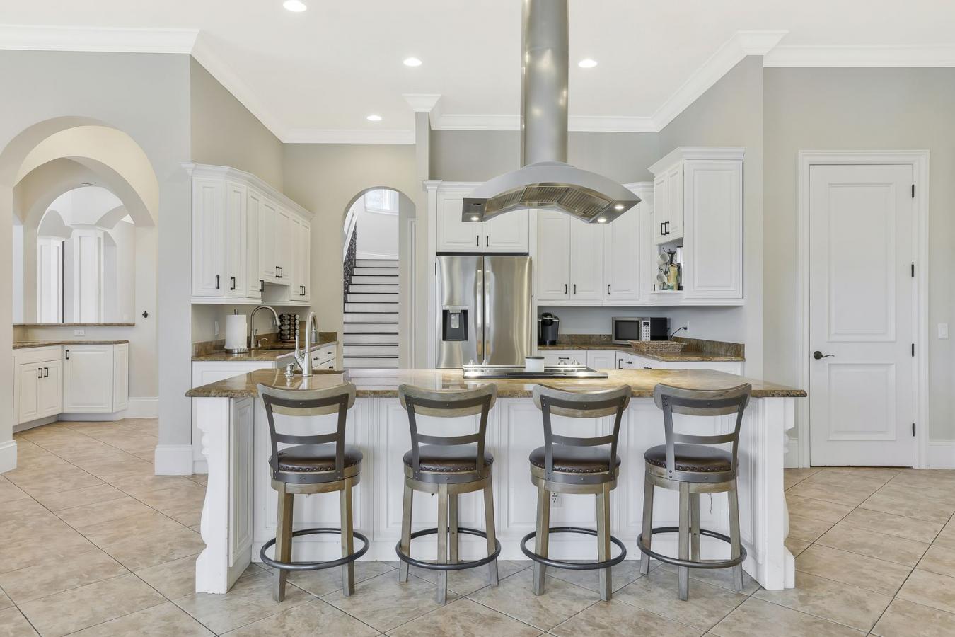 Marco Island, Florida, 34145, United States, 5 Bedrooms Bedrooms, ,6 BathroomsBathrooms,Residential,For Sale,1992777