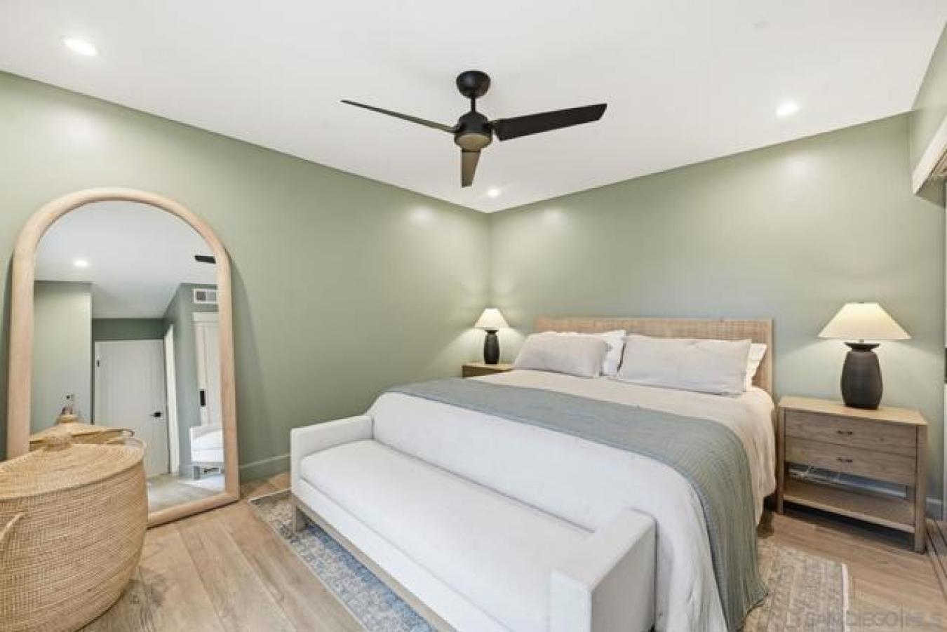 Cardiff by the Sea, San Diego, 92007, United States, 3 Bedrooms Bedrooms, ,2 BathroomsBathrooms,Residential,For Sale,1995225