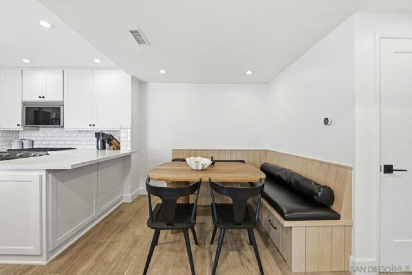 Cardiff by the Sea, San Diego, 92007, United States, 3 Bedrooms Bedrooms, ,2 BathroomsBathrooms,Residential,For Sale,1995225