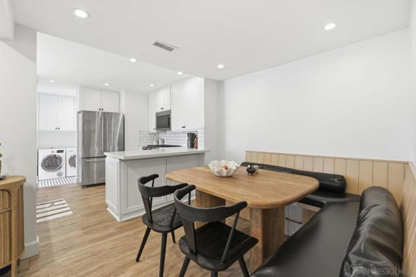 Cardiff by the Sea, San Diego, 92007, United States, 3 Bedrooms Bedrooms, ,2 BathroomsBathrooms,Residential,For Sale,1995225