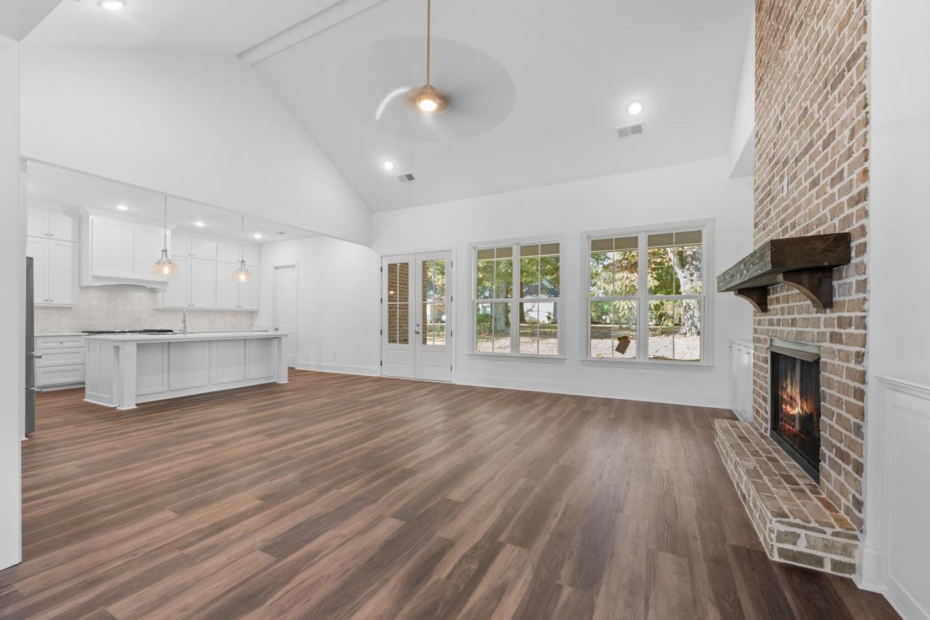 Rossville, Fayette, 38066, United States, 4 Bedrooms Bedrooms, ,3 BathroomsBathrooms,Residential,For Sale,1994307