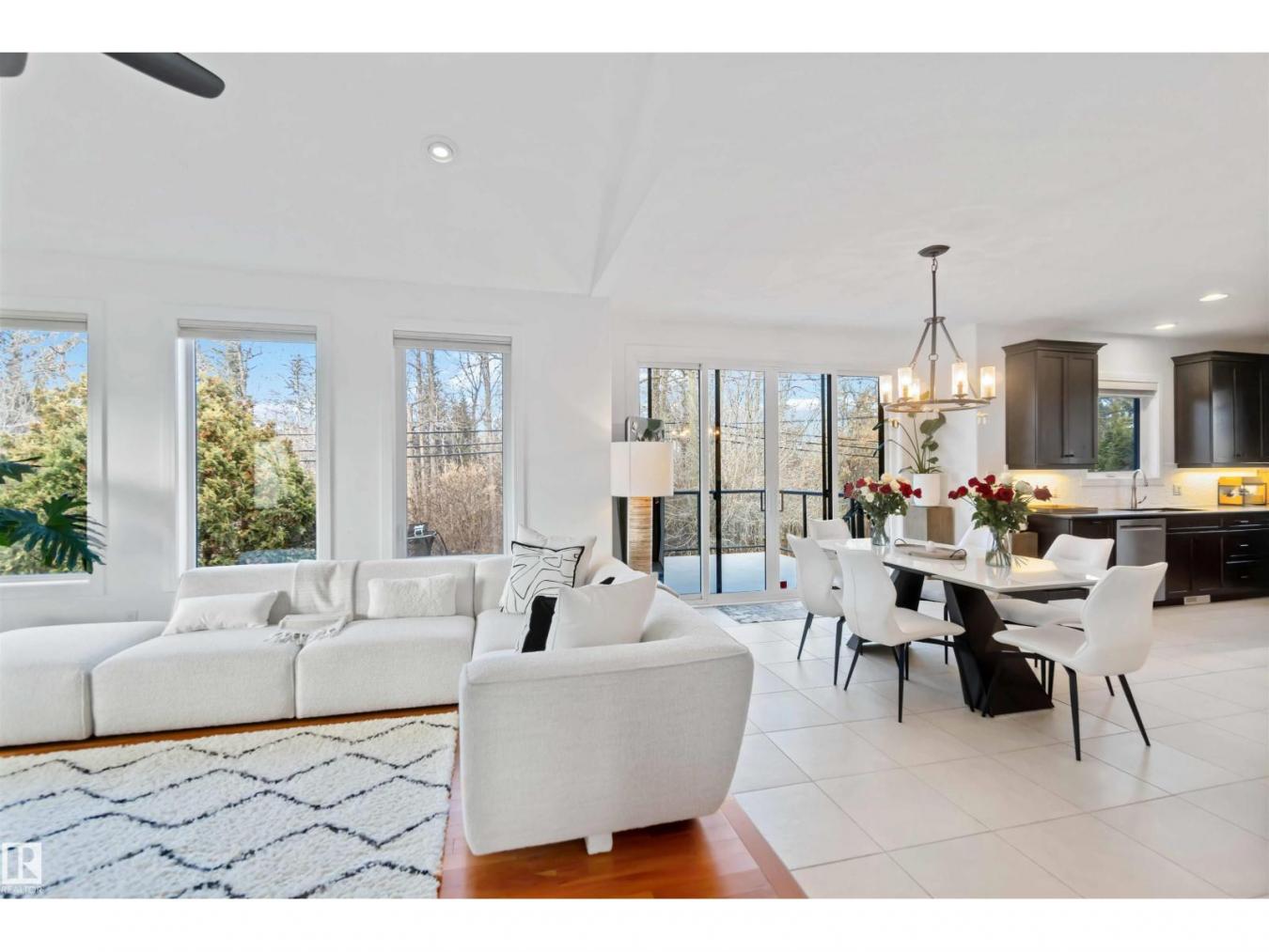 St. Albert, AB, T8N 0Y7, Canada, 4 Bedrooms Bedrooms, ,3 BathroomsBathrooms,Residential,For Sale,1994306