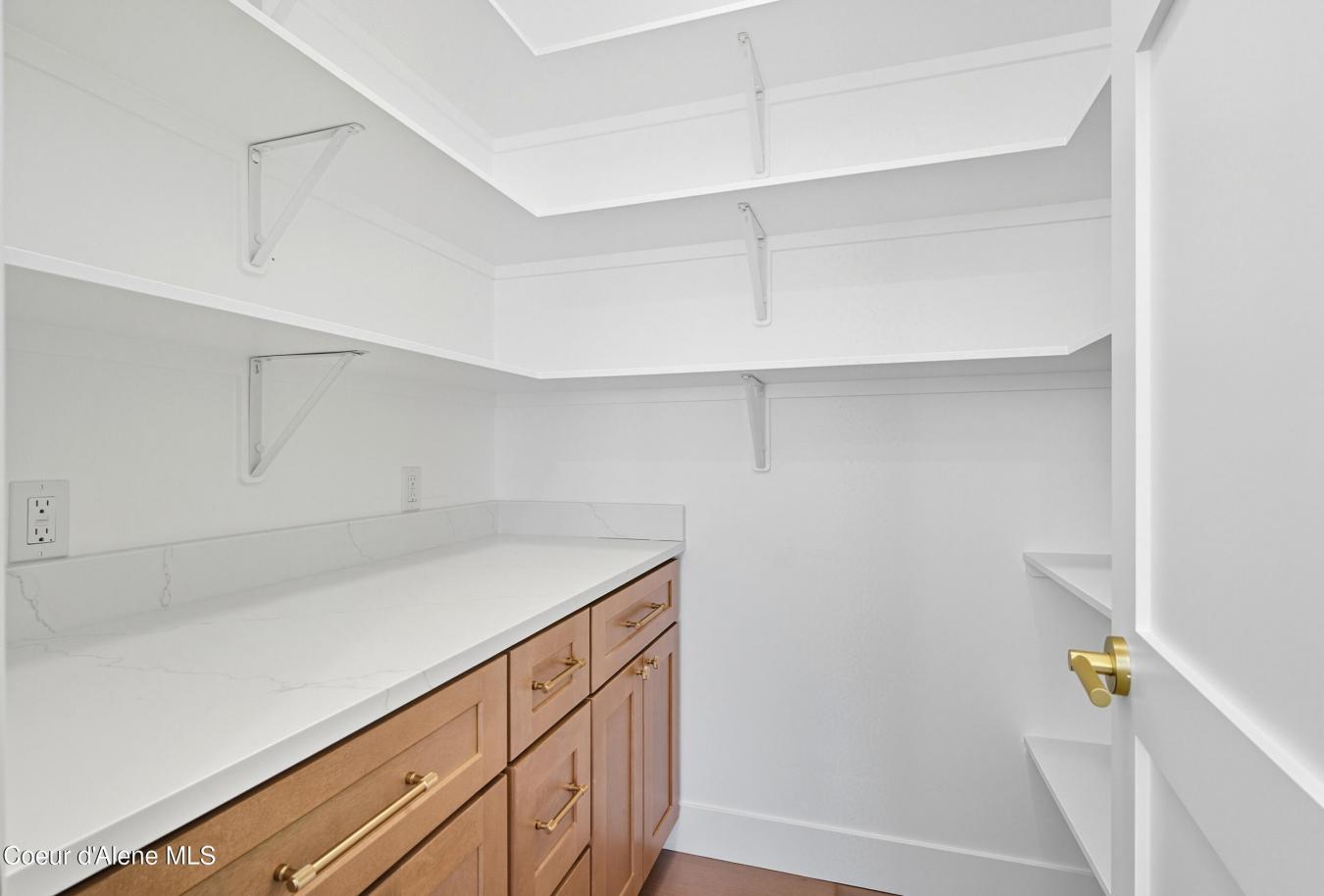 Post Falls, Kootenai, 83854, United States, 5 Bedrooms Bedrooms, ,3 BathroomsBathrooms,Residential,For Sale,1994305