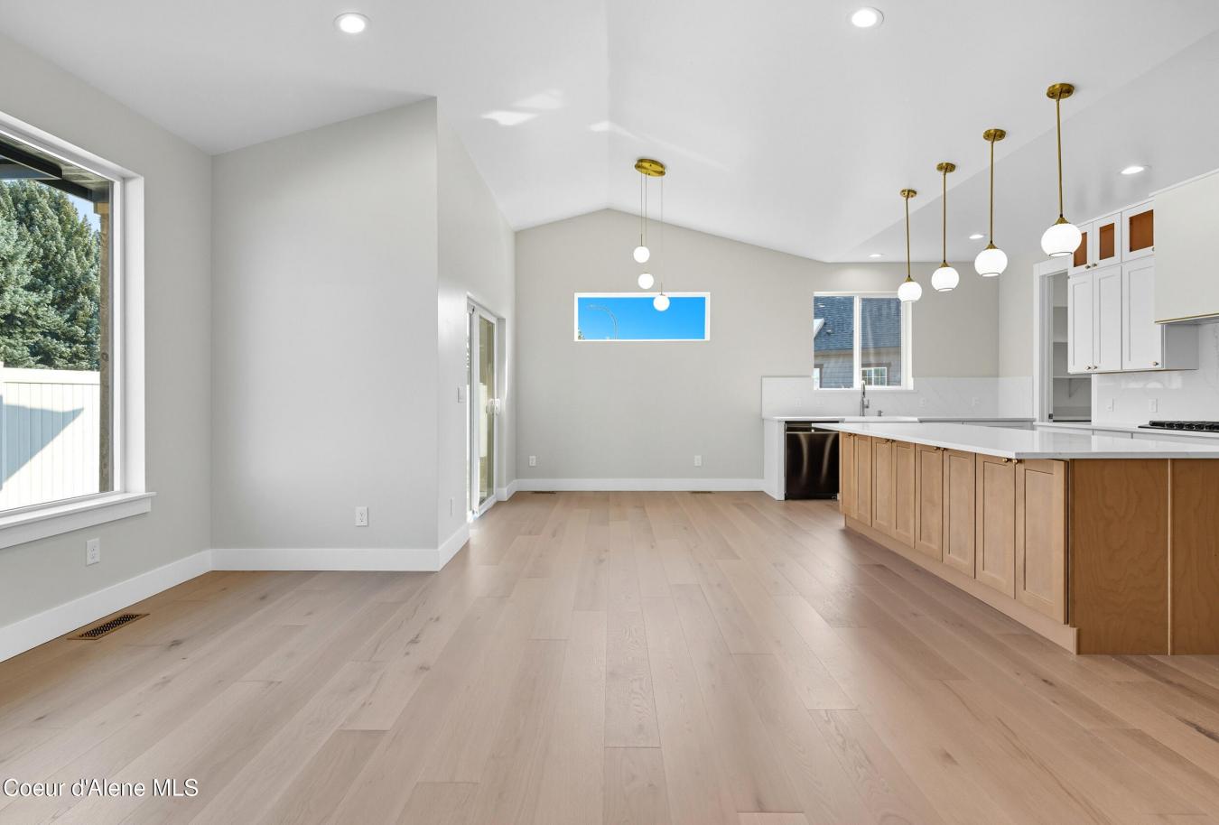 Post Falls, Kootenai, 83854, United States, 5 Bedrooms Bedrooms, ,3 BathroomsBathrooms,Residential,For Sale,1994305