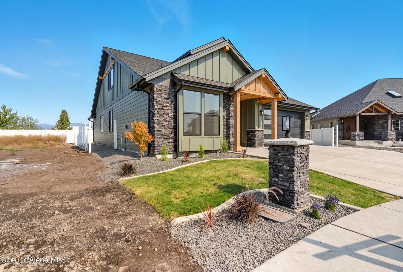 Post Falls, Kootenai, 83854, United States, 5 Bedrooms Bedrooms, ,3 BathroomsBathrooms,Residential,For Sale,1994305