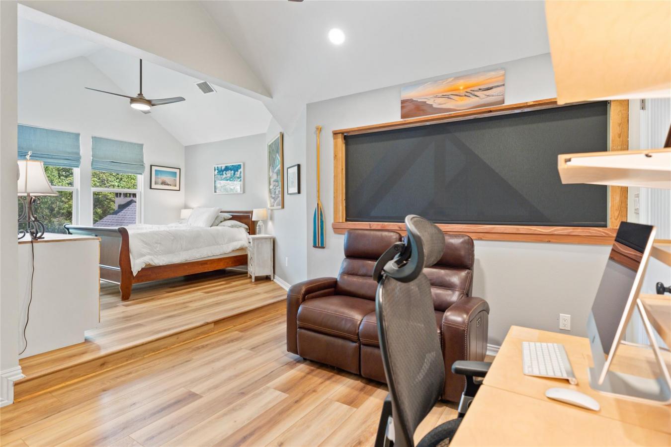 Crosby, Texas, 77532, United States, 5 Bedrooms Bedrooms, ,3 BathroomsBathrooms,Residential,For Sale,1994302