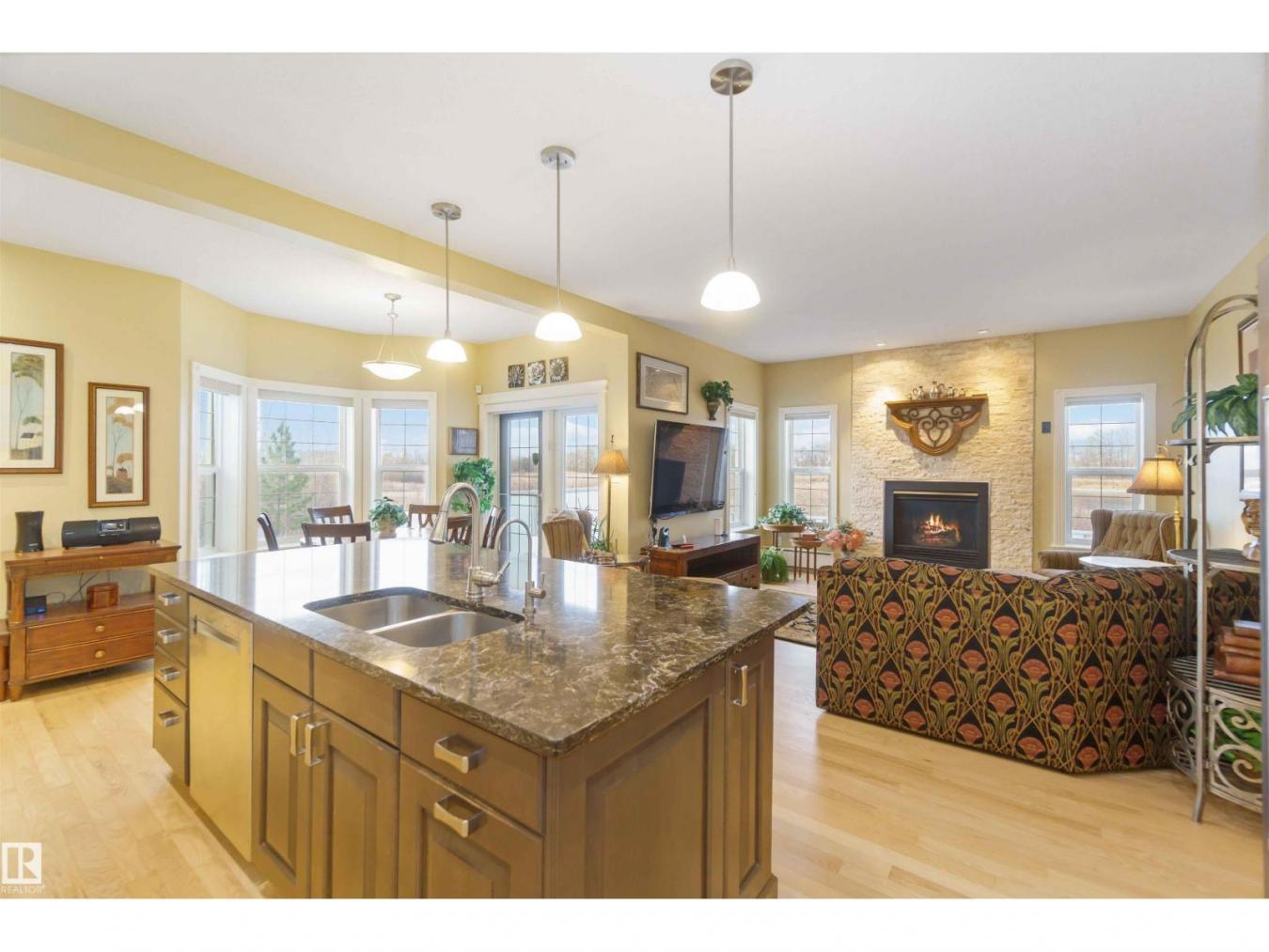 Rural Leduc County, AB, T4X 0N5, Canada, ,5 BathroomsBathrooms,Residential,For Sale,1994301