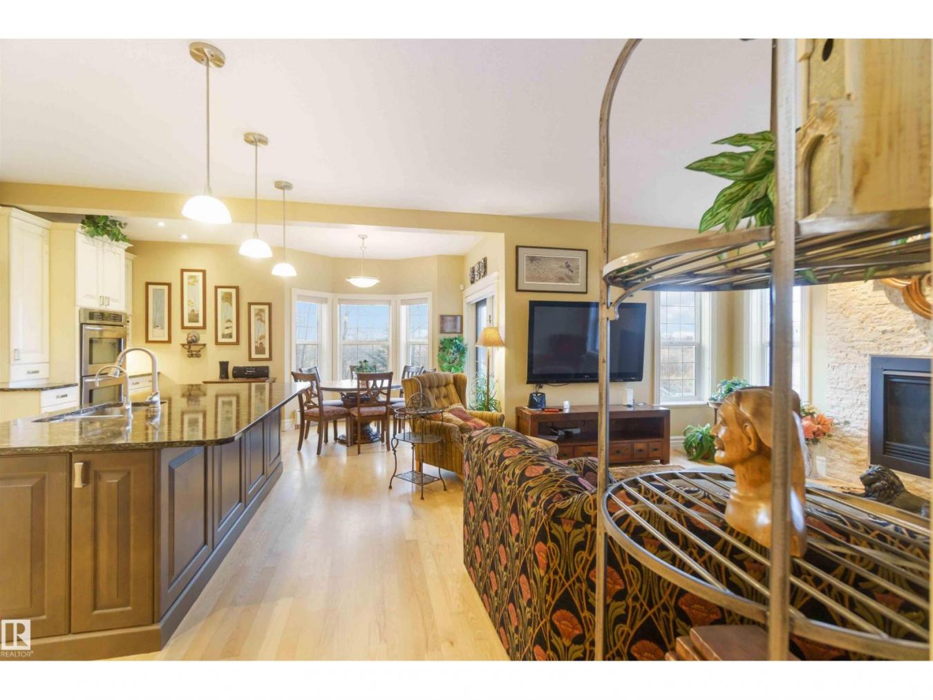 Rural Leduc County, AB, T4X 0N5, Canada, ,5 BathroomsBathrooms,Residential,For Sale,1994301