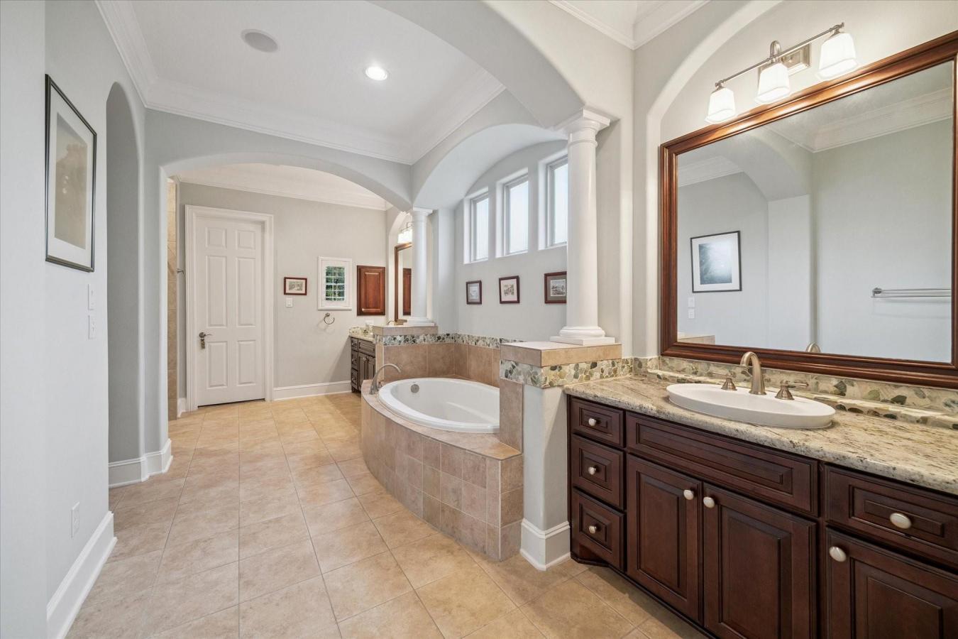 Kingwood, Harris, 77345, United States, 6 Bedrooms Bedrooms, ,3 BathroomsBathrooms,Residential,For Sale,1994299