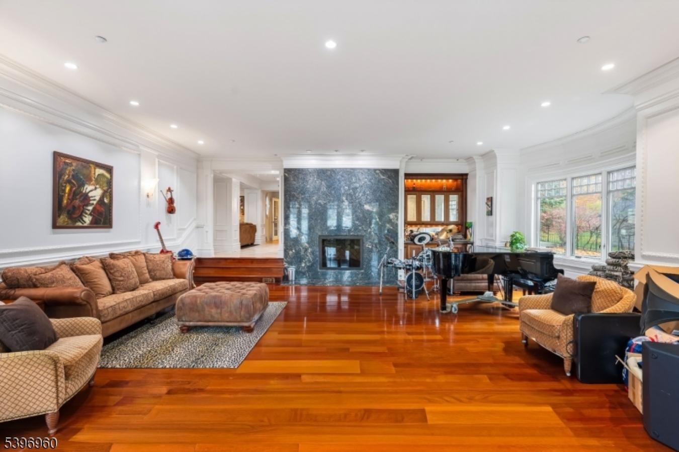 Landing, Morris, 07850, United States, 6 Bedrooms Bedrooms, ,6 BathroomsBathrooms,Residential,For Sale,1994297