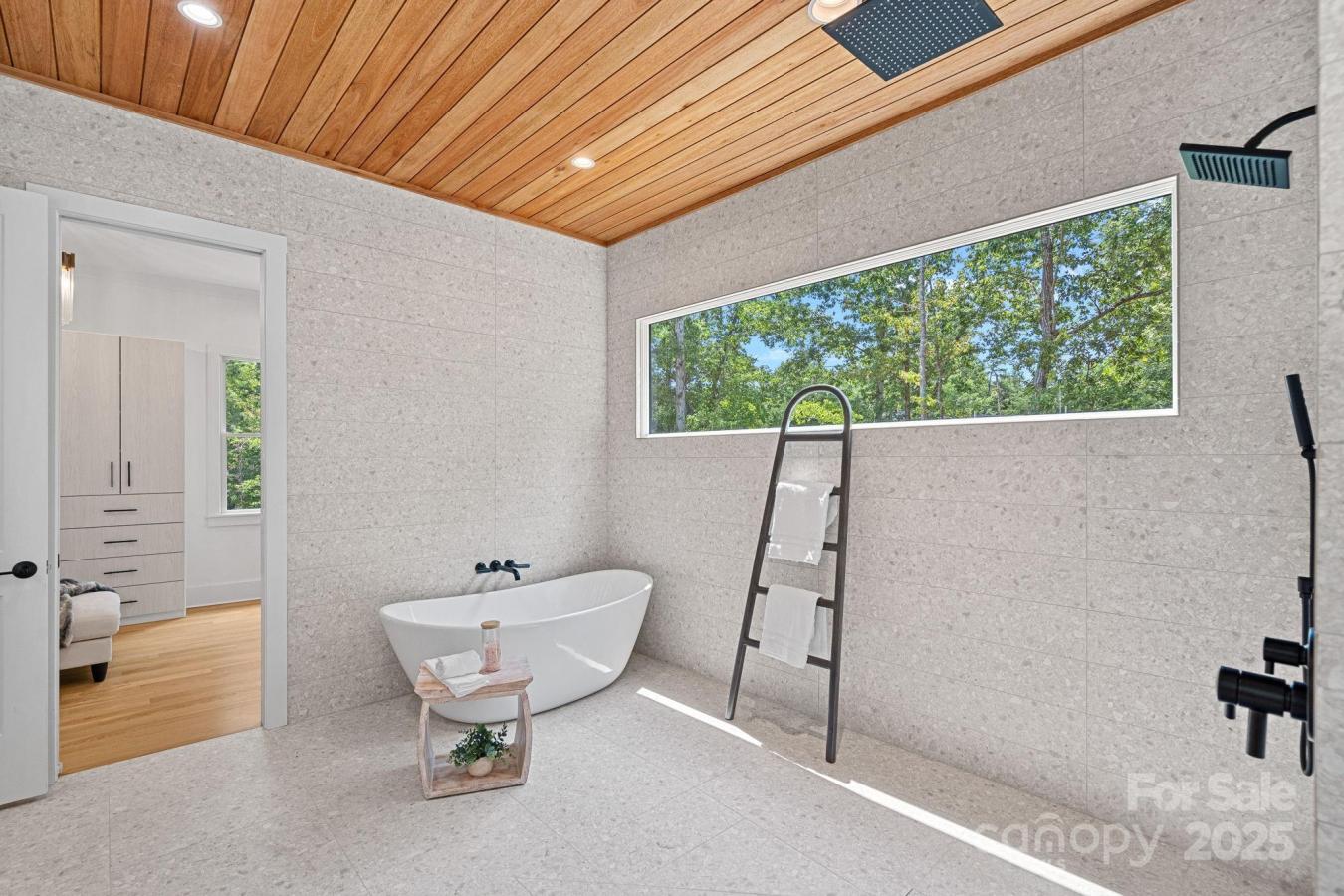 Fort Mill, York, 29708, United States, 5 Bedrooms Bedrooms, ,5 BathroomsBathrooms,Residential,For Sale,1995223