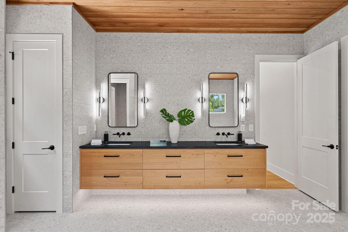 Fort Mill, York, 29708, United States, 5 Bedrooms Bedrooms, ,5 BathroomsBathrooms,Residential,For Sale,1995223