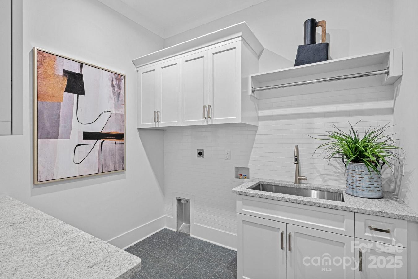 Fort Mill, York, 29708, United States, 5 Bedrooms Bedrooms, ,5 BathroomsBathrooms,Residential,For Sale,1995223