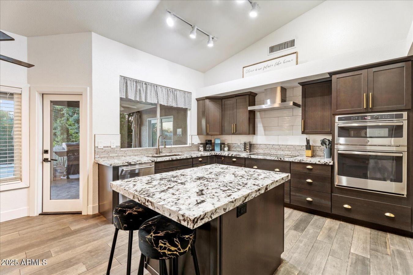 Mesa, Maricopa, 85205, United States, ,Residential,For Sale,1995222