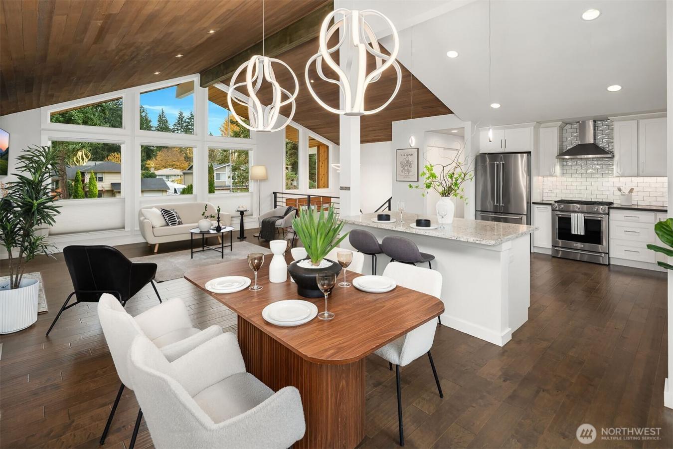 Kirkland, King, 98034, United States, 4 Bedrooms Bedrooms, ,3 BathroomsBathrooms,Residential,For Sale,1995221