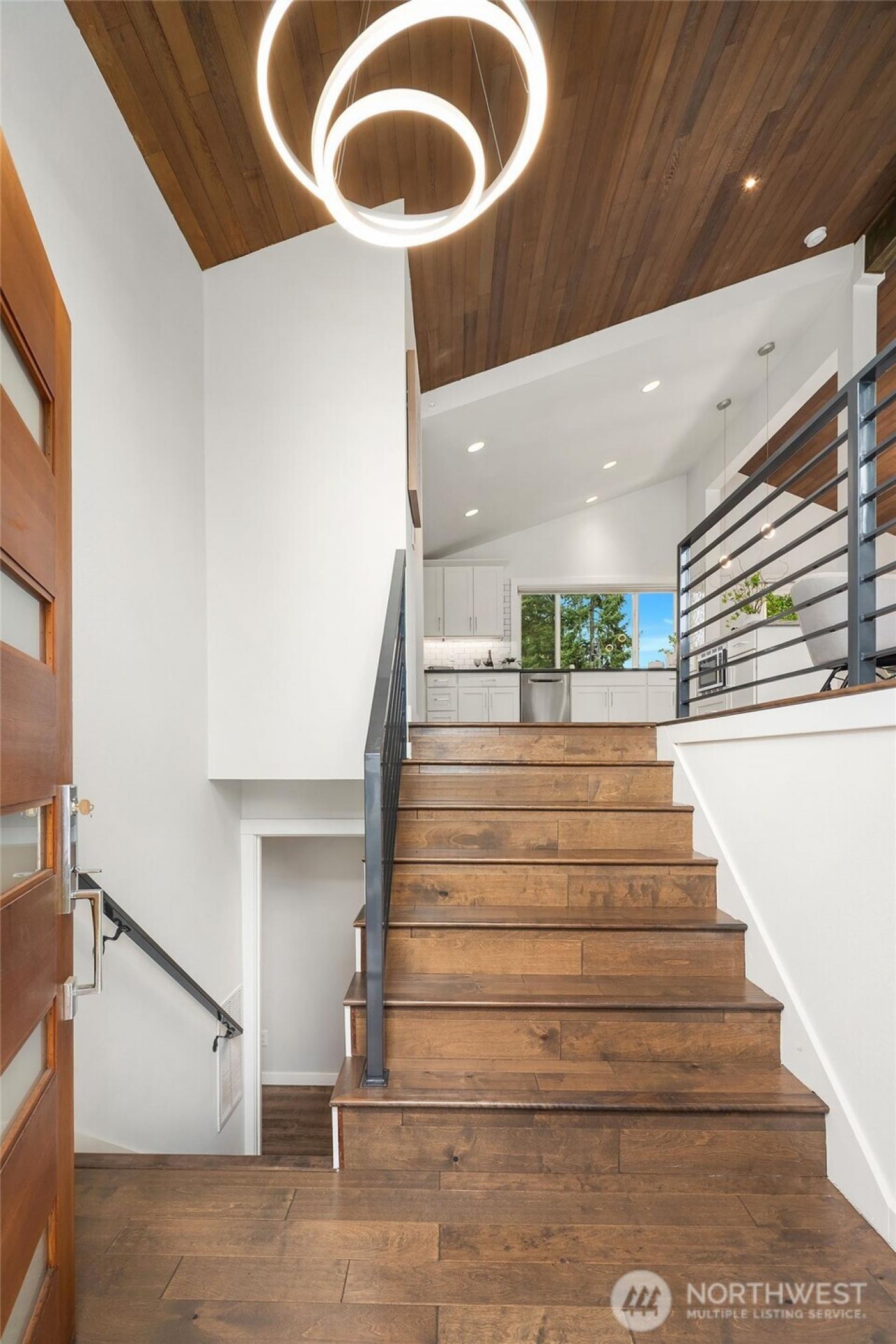 Kirkland, King, 98034, United States, 4 Bedrooms Bedrooms, ,3 BathroomsBathrooms,Residential,For Sale,1995221