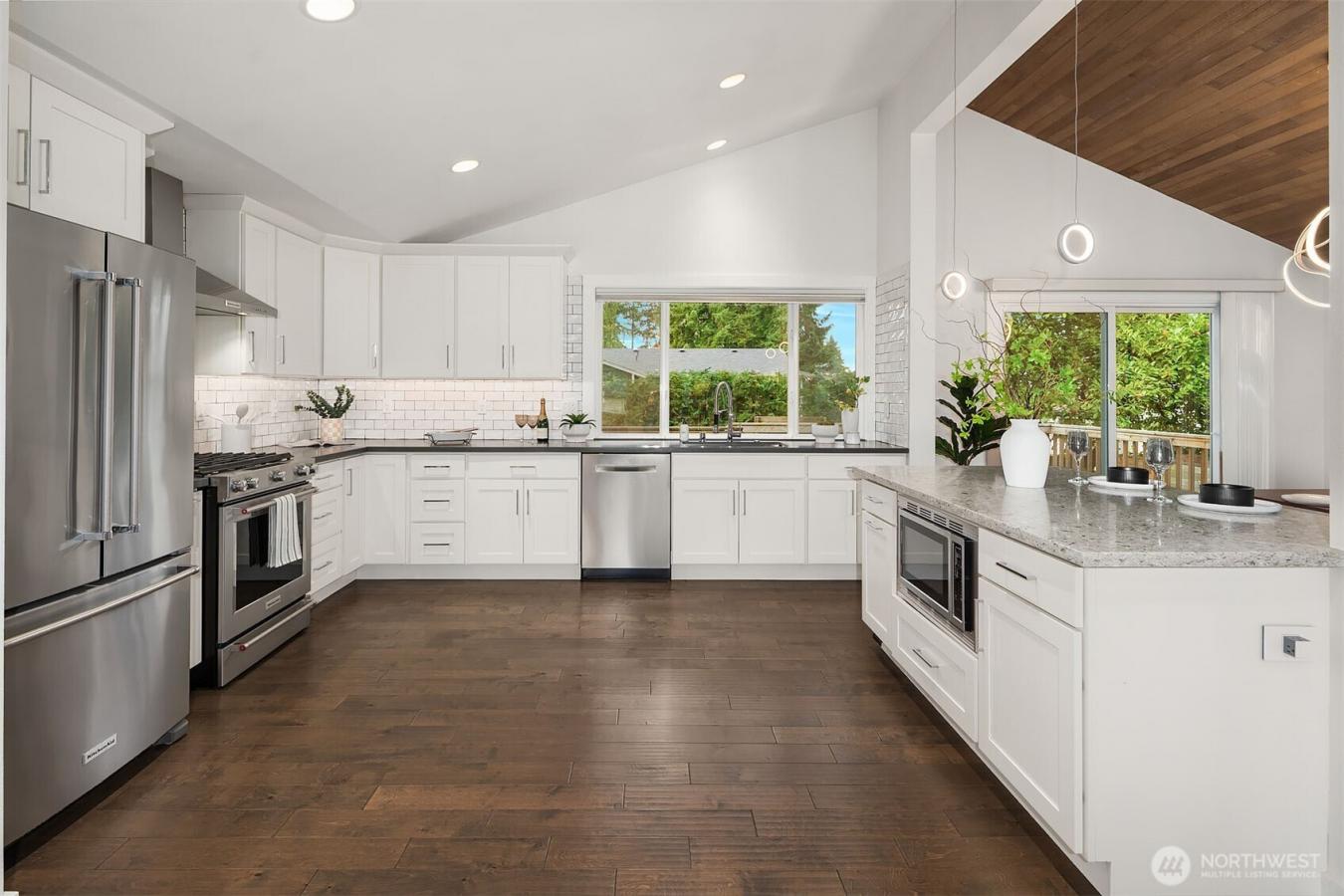 Kirkland, King, 98034, United States, 4 Bedrooms Bedrooms, ,3 BathroomsBathrooms,Residential,For Sale,1995221