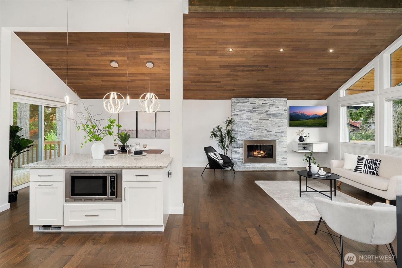 Kirkland, King, 98034, United States, 4 Bedrooms Bedrooms, ,3 BathroomsBathrooms,Residential,For Sale,1995221