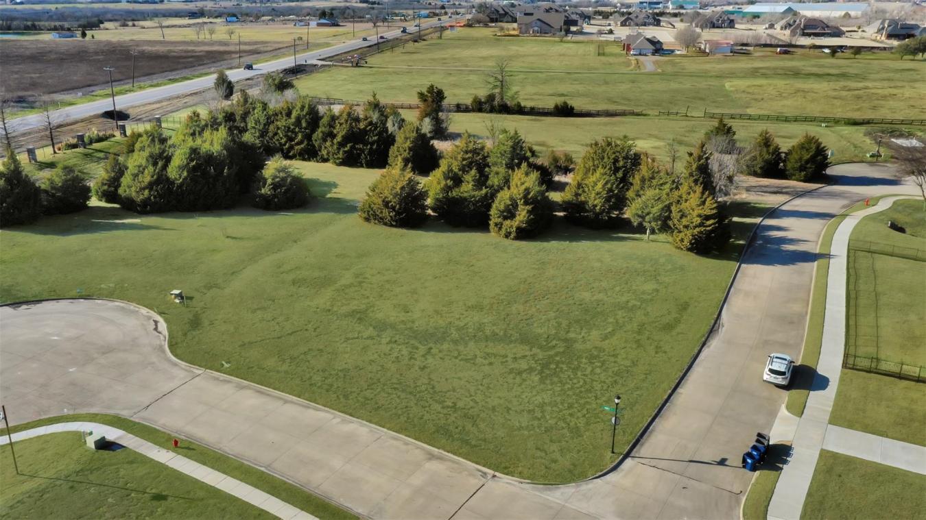 CORNER LOT! Option to build your dream home at a discount through the – image 2