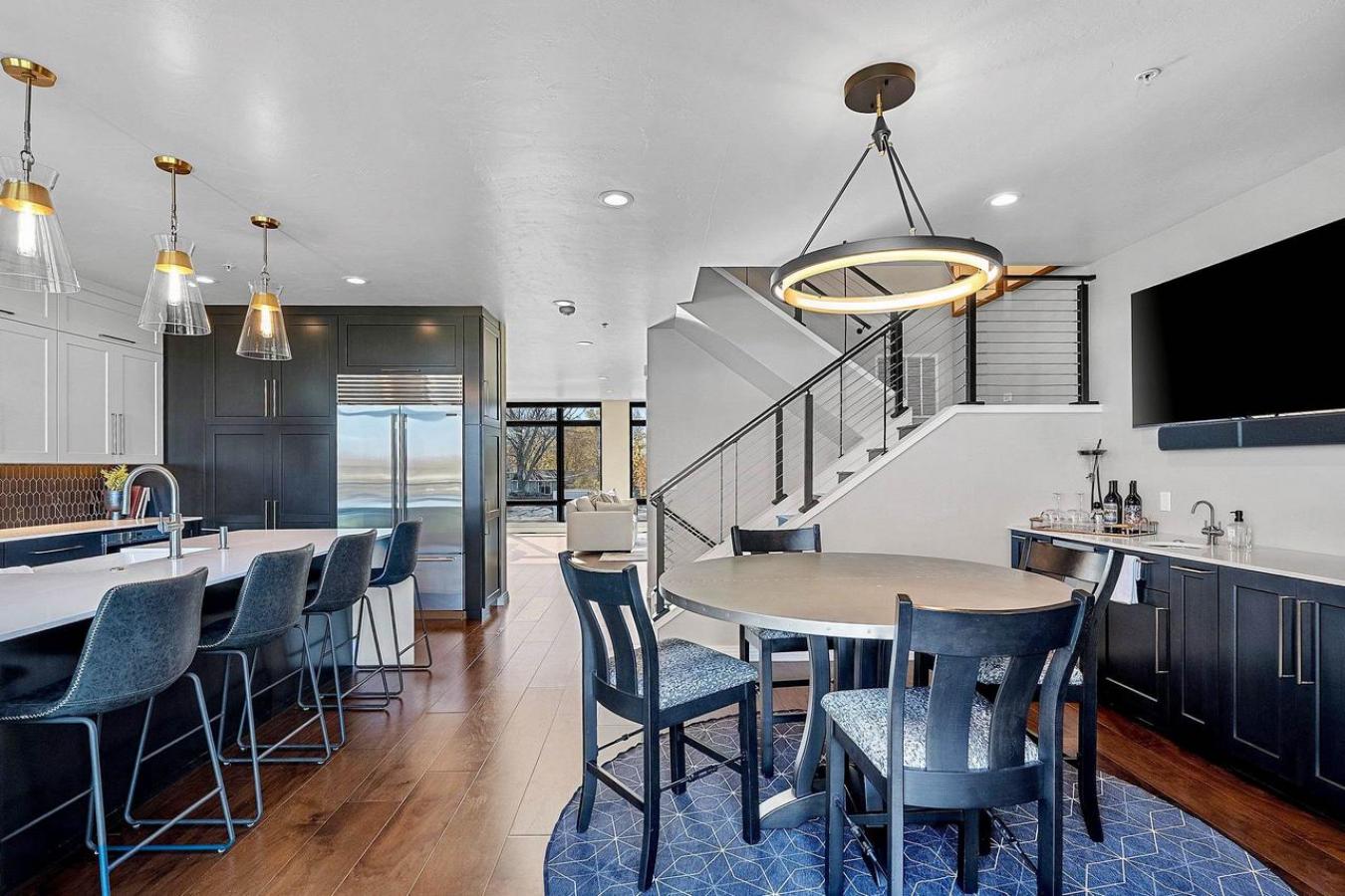 ASHWAUBENON, BROWN, 54304, United States, 2 Bedrooms Bedrooms, ,3 BathroomsBathrooms,Residential,For Sale,1995213