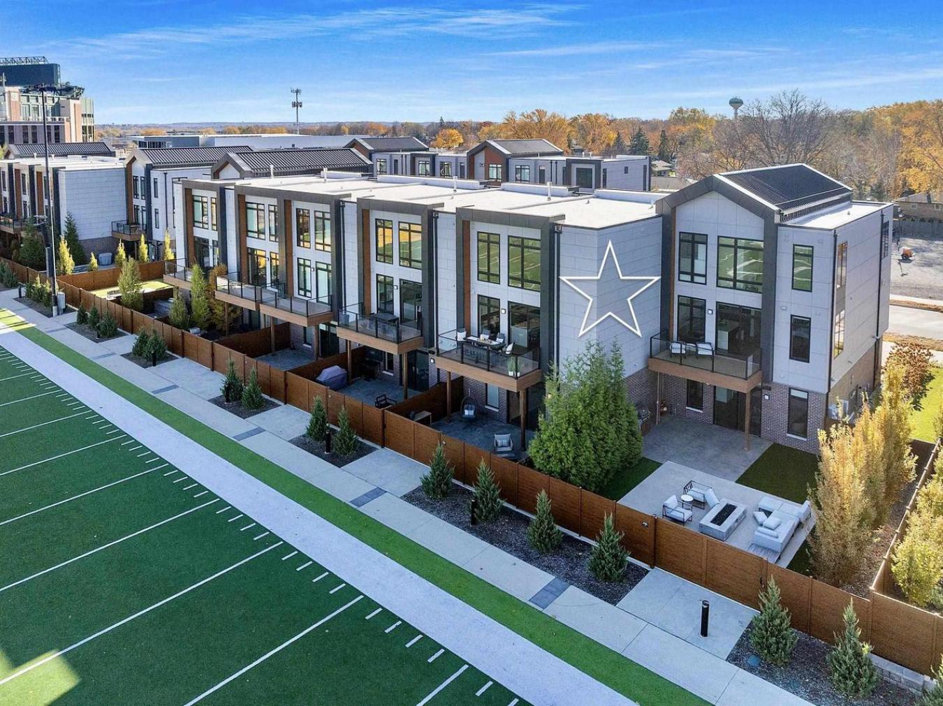 ASHWAUBENON, BROWN, 54304, United States, 2 Bedrooms Bedrooms, ,3 BathroomsBathrooms,Residential,For Sale,1995213