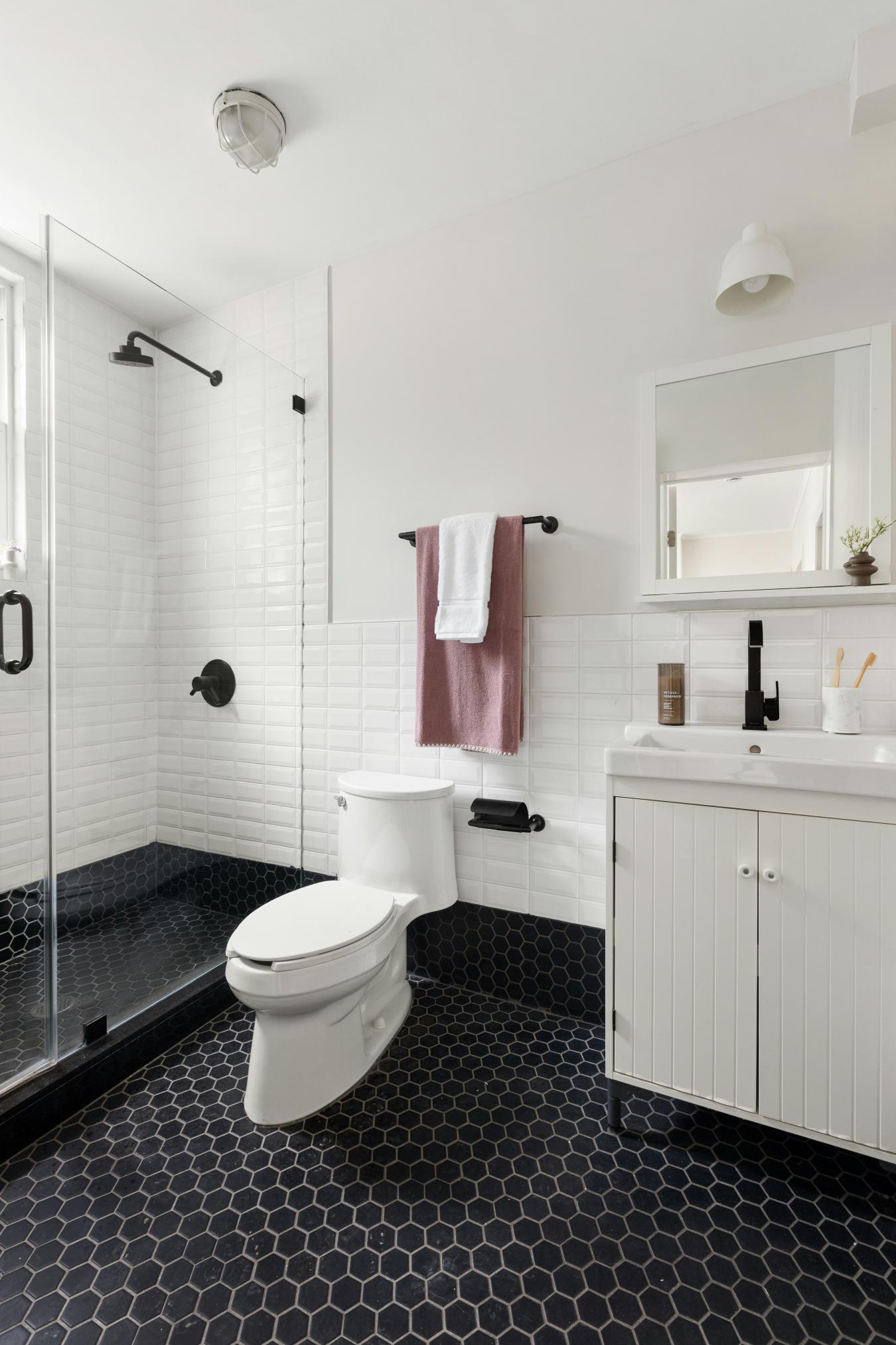 Williamsburg, North side, New York, 11249, United States, 6 Bedrooms Bedrooms, ,4 BathroomsBathrooms,Residential,For Sale,1995208