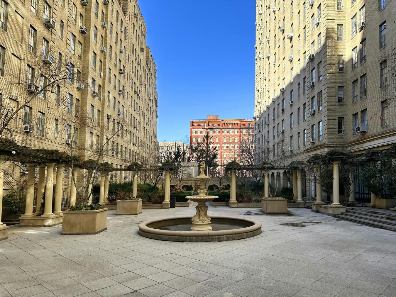 New York, New York, 10019, United States, 2 Bedrooms Bedrooms, ,2 BathroomsBathrooms,Residential,For Sale,1995201