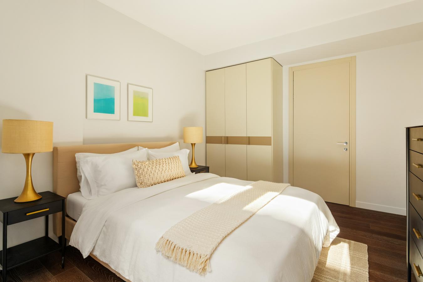 New York, New York, 10128, United States, 2 Bedrooms Bedrooms, ,2 BathroomsBathrooms,Residential,For Sale,1995197