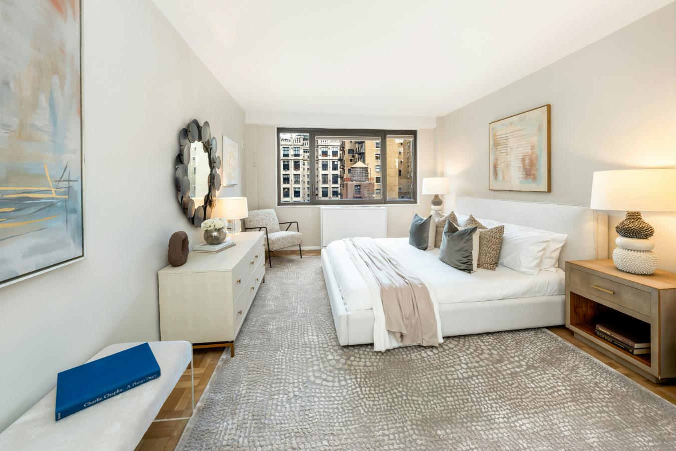 New York, New York, 10023, United States, 1 Bedroom Bedrooms, ,2 BathroomsBathrooms,Residential,For Sale,1995196