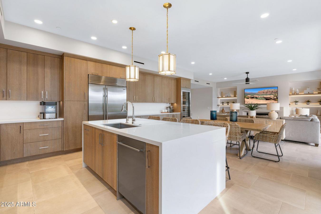 Paradise Valley, Maricopa, 85253, United States, 3 Bedrooms Bedrooms, ,3 BathroomsBathrooms,Residential,For Sale,1995521