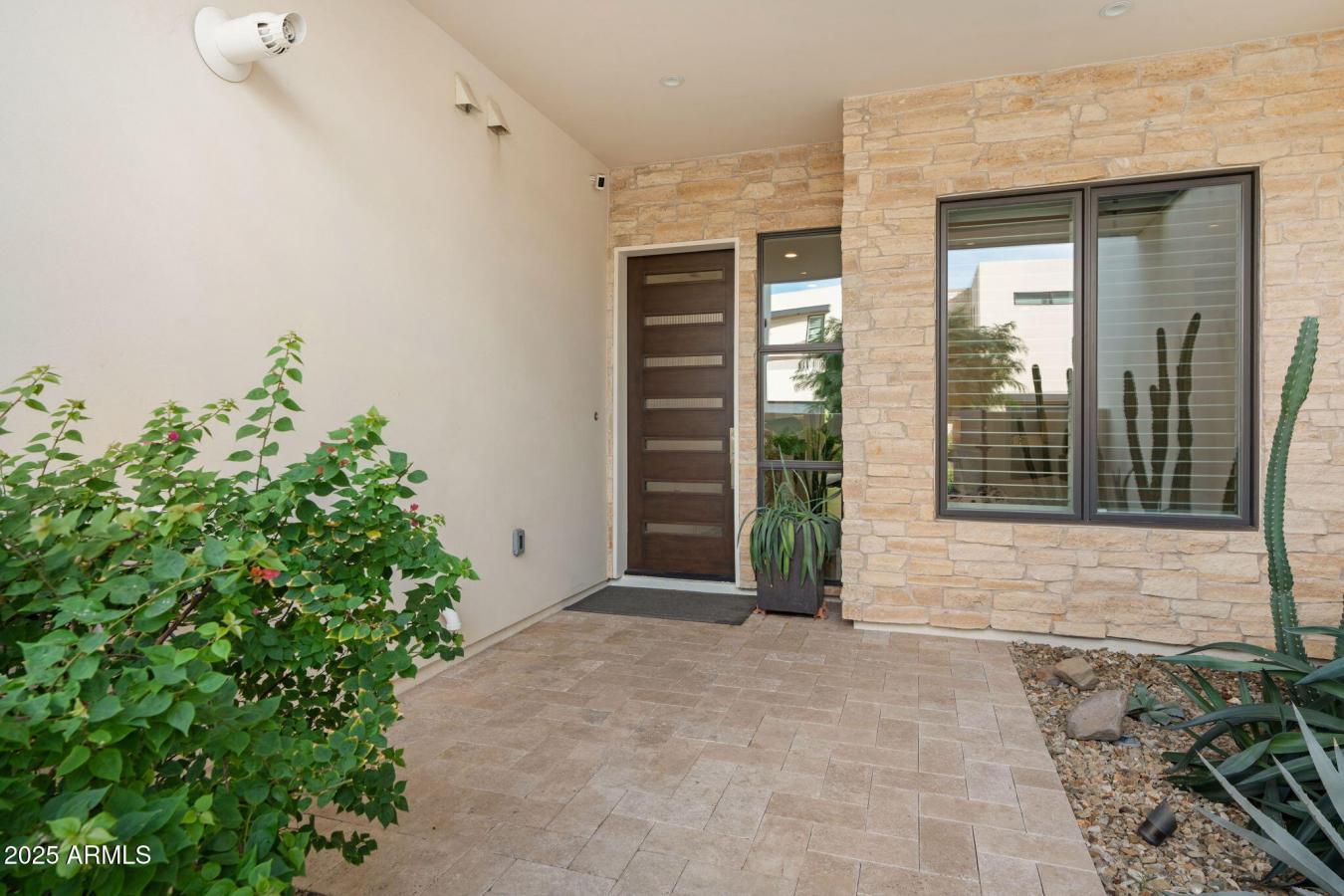 Paradise Valley, Maricopa, 85253, United States, 3 Bedrooms Bedrooms, ,3 BathroomsBathrooms,Residential,For Sale,1995521