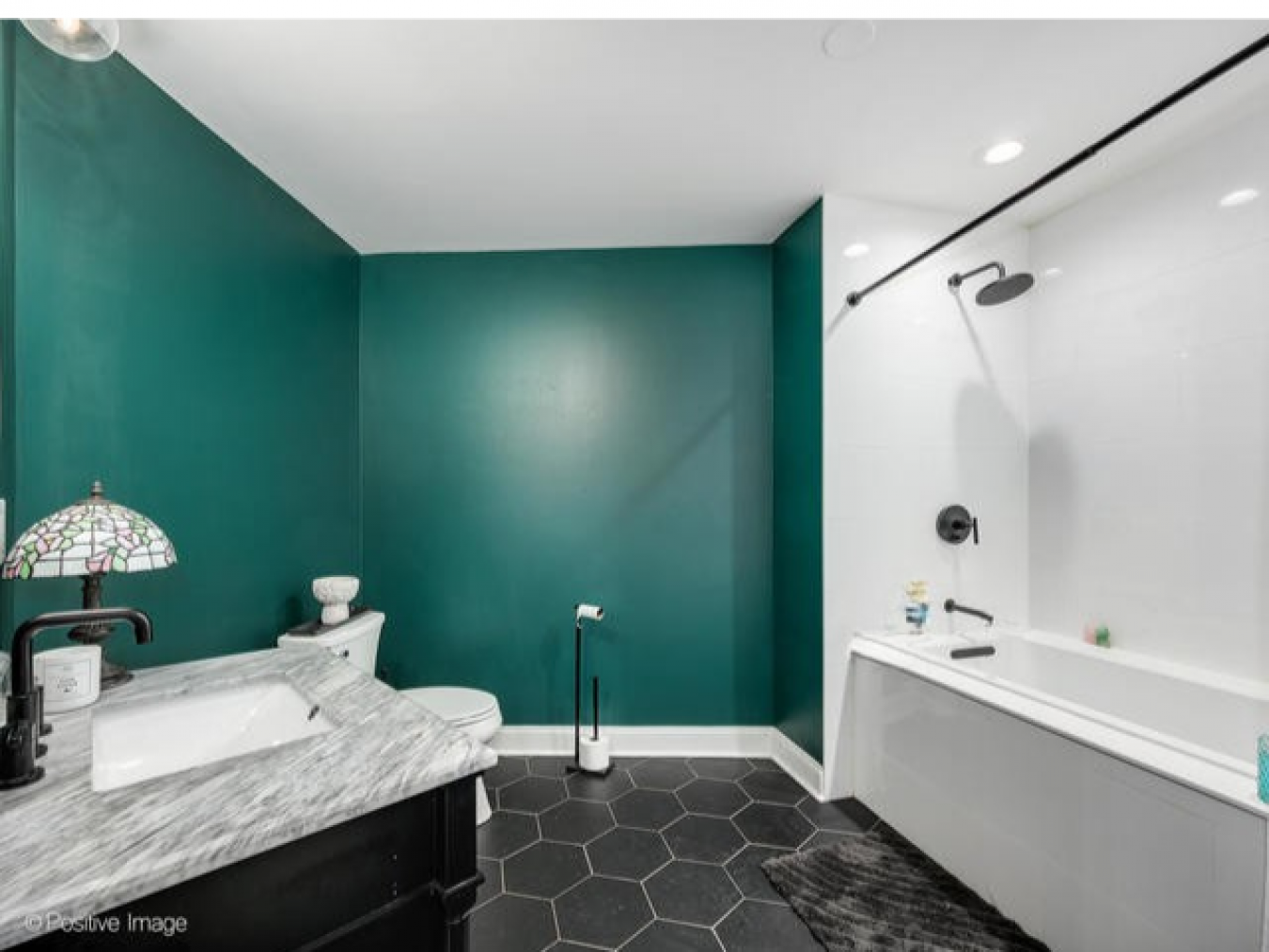 Chicago, Illinois, 60647, United States, 3 Bedrooms Bedrooms, ,2 BathroomsBathrooms,Residential,For Sale,1995520