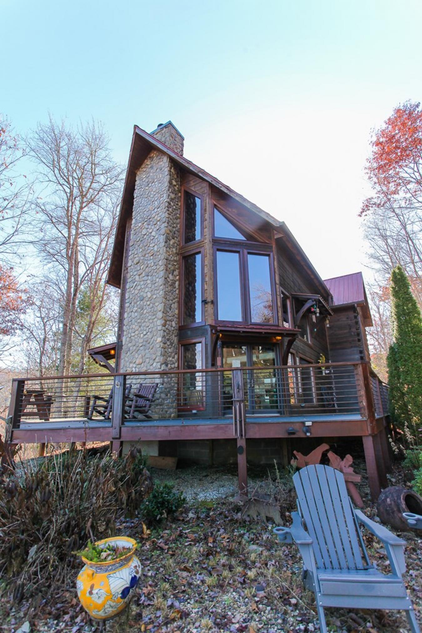 Robbinsville (Graham), Graham, 28771, United States, 2 Bedrooms Bedrooms, ,1 BathroomBathrooms,Residential,For Sale,1995519