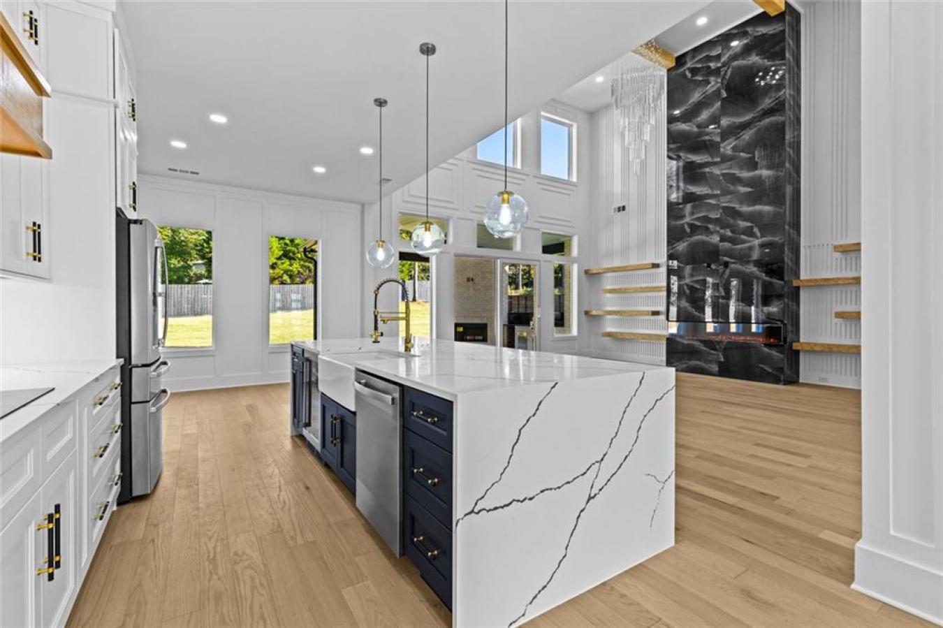 Loganville, Walton - GA, 30052, United States, 5 Bedrooms Bedrooms, ,5 BathroomsBathrooms,Residential,For Sale,1995518