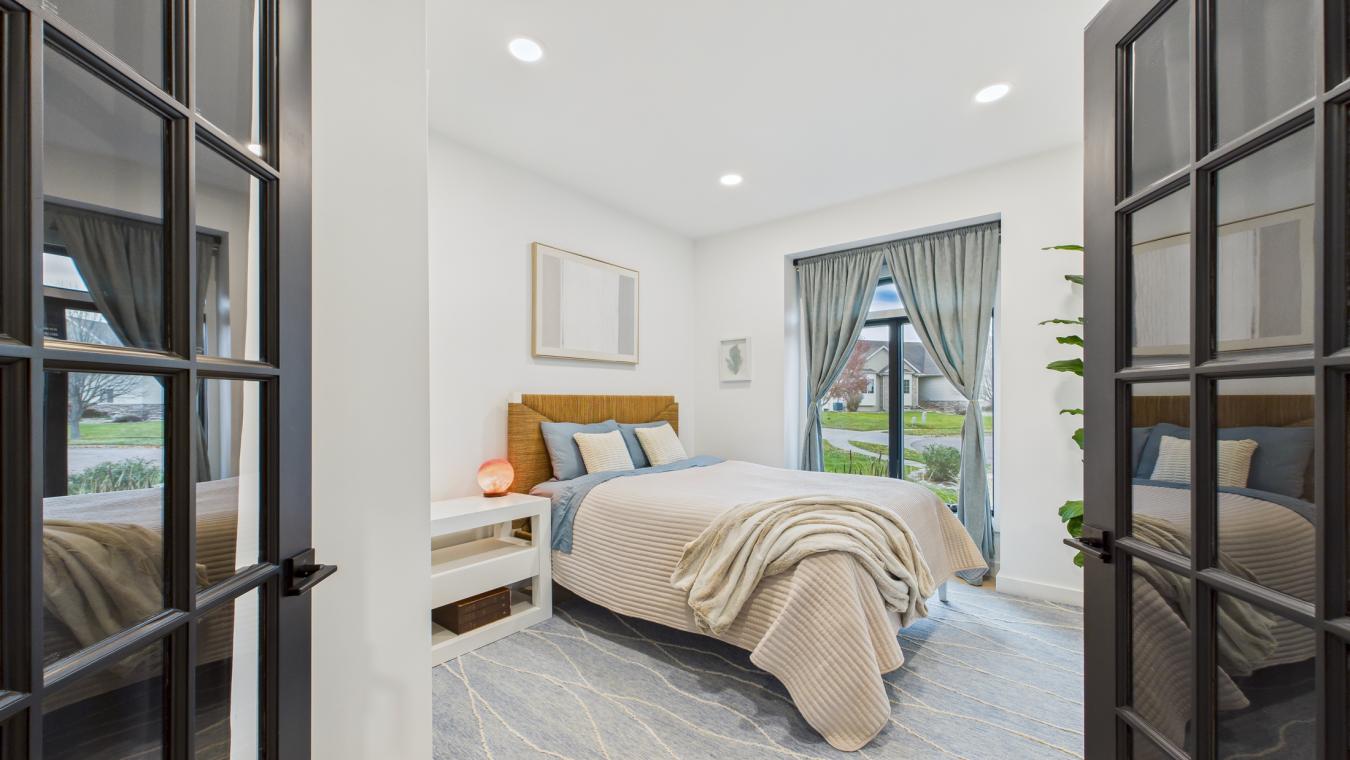 Sioux Falls, Lincoln, 57108, United States, 4 Bedrooms Bedrooms, ,3 BathroomsBathrooms,Residential,For Sale,1995512