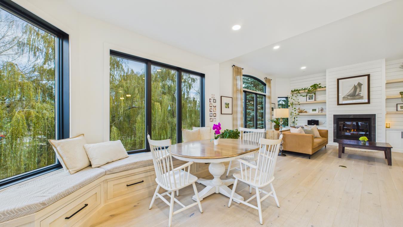 Sioux Falls, Lincoln, 57108, United States, 4 Bedrooms Bedrooms, ,3 BathroomsBathrooms,Residential,For Sale,1995512