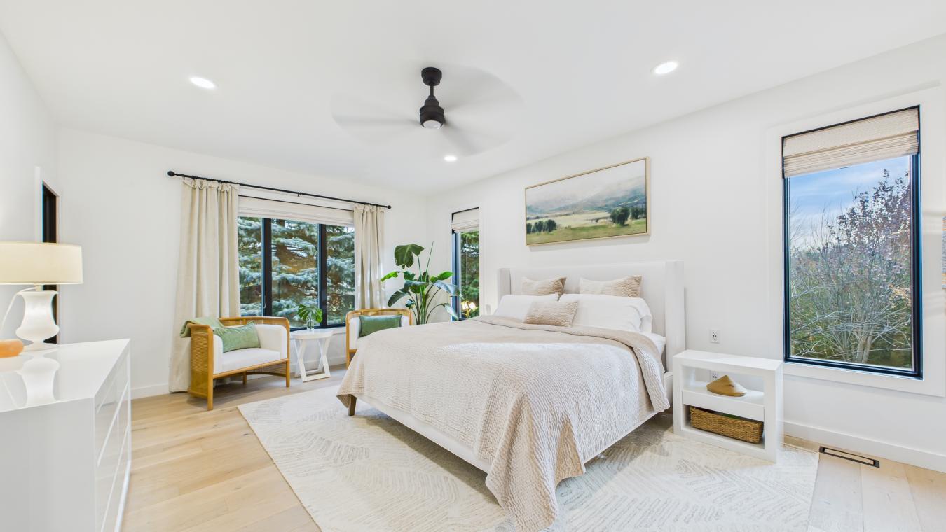 Sioux Falls, Lincoln, 57108, United States, 4 Bedrooms Bedrooms, ,3 BathroomsBathrooms,Residential,For Sale,1995512