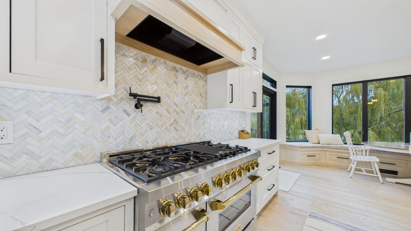 Sioux Falls, Lincoln, 57108, United States, 4 Bedrooms Bedrooms, ,3 BathroomsBathrooms,Residential,For Sale,1995512